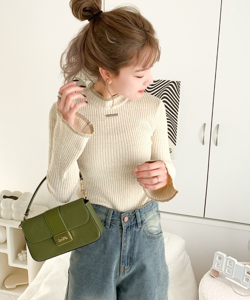 mily bilet(ミウィビレット)の「【mily bilet】きらめきと上品さ溢れる。ラメ入りリブプチハイ袖フレアニット(長袖)(ニット/セーター・レディース・グレー/ブルー/ブラック/アイボリー・MEDIUM/SMALL/X-LARGE/LARGE)」の9枚目の写真