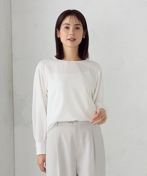 COMME CA ISM（コムサイズム）の「【セットアップ対応】ポリエステルツイル　パールボタンブラウス（シャツ/ブラウス・レディース・ネイビー/ホワイト/グレー・X-SMALL/SMALL/MEDIUM/LARGE/X-LARGE）」の6枚目の写真