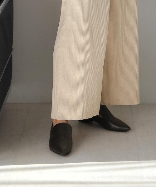 Bou Jeloud(ブージュルード)の「ベロアプリーツパンツ(その他パンツ・レディース・モカ/ホワイト系その他・38)」の17枚目の写真