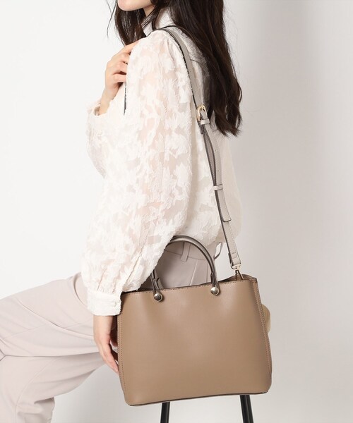 ESPERANZA（エスペランサ）の「2WAYハンドバッグ（ハンドバッグ・レディース・アイボリー/ブラック/グレイッシュベージュ/ダークブラウン・FREE）」の21枚目の写真