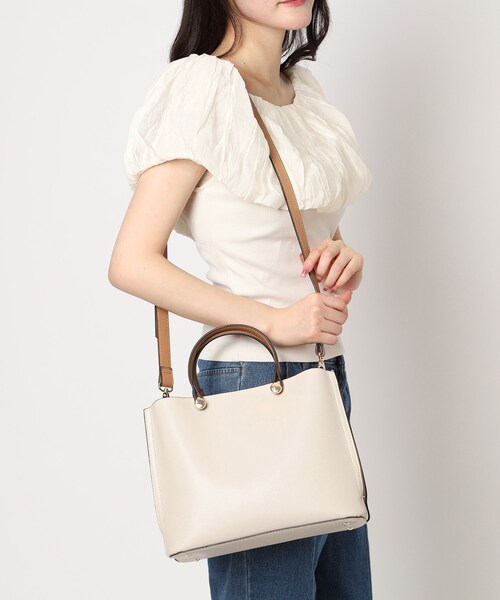 ESPERANZA（エスペランサ）の「2WAYハンドバッグ（ハンドバッグ・レディース・アイボリー/ブラック/グレイッシュベージュ/ダークブラウン・FREE）」の22枚目の写真