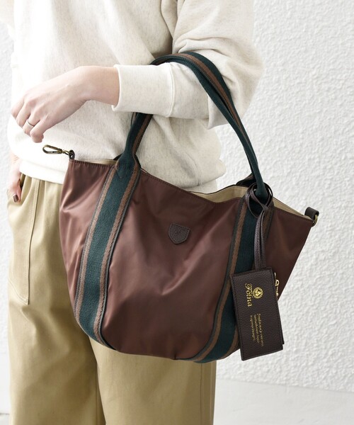 folna（フォルナ）の「【SHIPS any別注】Folna: 2WAY ライン ナイロン トート バッグ（トートバッグ・レディース・ブラック/ブラウン/ベージュ・ONE SIZE）」の14枚目の写真