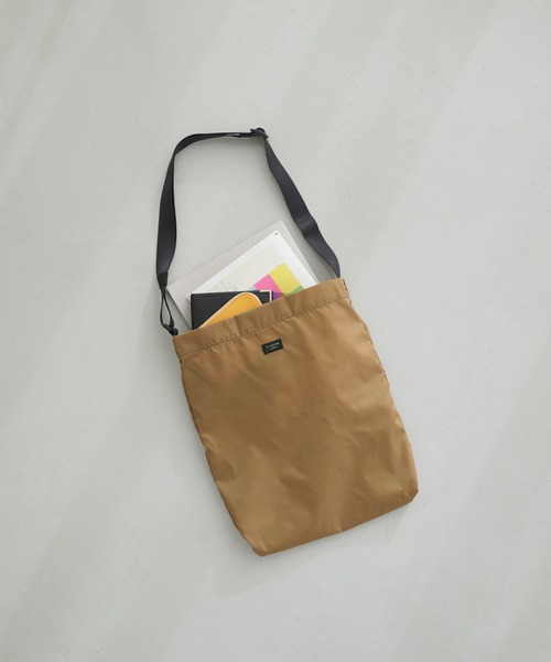 STANDARD SUPPLY(スタンダードサプライ)の「スタンダードサプライ / EASY イージー / A4 SHOULDER A4ショルダー(ショルダーバッグ・レディース・カーキ系/ブルー系/ブラック/ブラウン系/チャコールグレー/グレー系・FREE)」の16枚目の写真