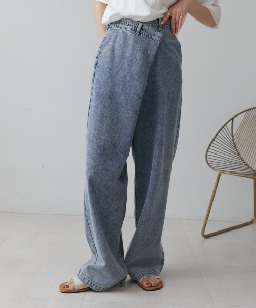 Bou Jeloud(ブージュルード)の「アシメラップデニムパンツ(デニムパンツ・レディース・ブラック/ブルー・38)」の2枚目の写真