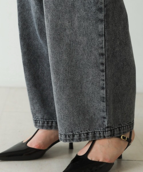 Bou Jeloud(ブージュルード)の「アシメラップデニムパンツ(デニムパンツ・レディース・ブラック/ブルー・38)」の17枚目の写真