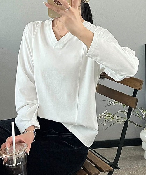 DECADE CLASSIC(ディケイド クラシック)の「【DECADE CLASSIC】Vネックロングスリーブカットソー(Tシャツ/カットソー・レディース・ブラック/ホワイト/ダークグレー/ピンク・MEDIUM/LARGE)」の19枚目の写真