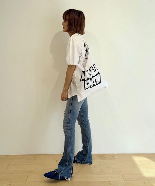 HOLIDAY（ホリデイ）の「SUPER FINE S/S T-SHIRT (TWO STEPS) スーパーファインショートスリーブTシャツ (トゥーステップス)（Tシャツ/カットソー・レディース・ブラック/ホワイト・XXS/XL）」の6枚目の写真