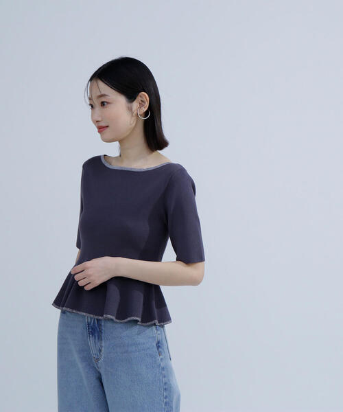 NATURAL BEAUTY BASIC(ナチュラルビューティーベーシック)の「◇ラメラインペプラムニット(ニット/セーター・レディース・ベージュ/チャコールグレー/オフホワイト/ダークブルー・FREE)」の5枚目の写真