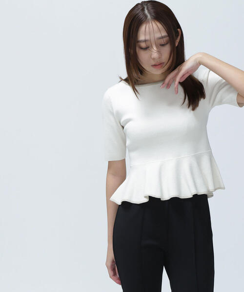 NATURAL BEAUTY BASIC(ナチュラルビューティーベーシック)の「◇ラメラインペプラムニット(ニット/セーター・レディース・ベージュ/チャコールグレー/オフホワイト/ダークブルー・FREE)」の10枚目の写真