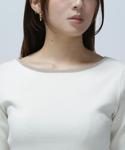 NATURAL BEAUTY BASIC(ナチュラルビューティーベーシック)の「◇ラメラインペプラムニット(ニット/セーター・レディース・ベージュ/チャコールグレー/オフホワイト/ダークブルー・FREE)」の18枚目の写真