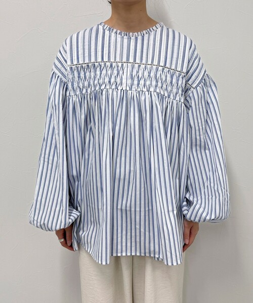 fredy emue(フレディエミュ)の「【GEVACO/ゲバコ】ピンタックボリュームスリーブブラウス(シャツ/ブラウス・レディース・オフホワイト/ブルー系その他/ホワイト系その他・38)」の13枚目の写真