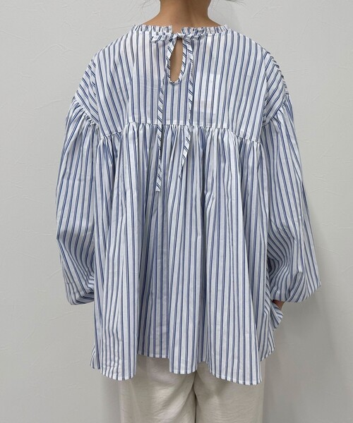 fredy emue(フレディエミュ)の「【GEVACO/ゲバコ】ピンタックボリュームスリーブブラウス(シャツ/ブラウス・レディース・オフホワイト/ブルー系その他/ホワイト系その他・38)」の15枚目の写真