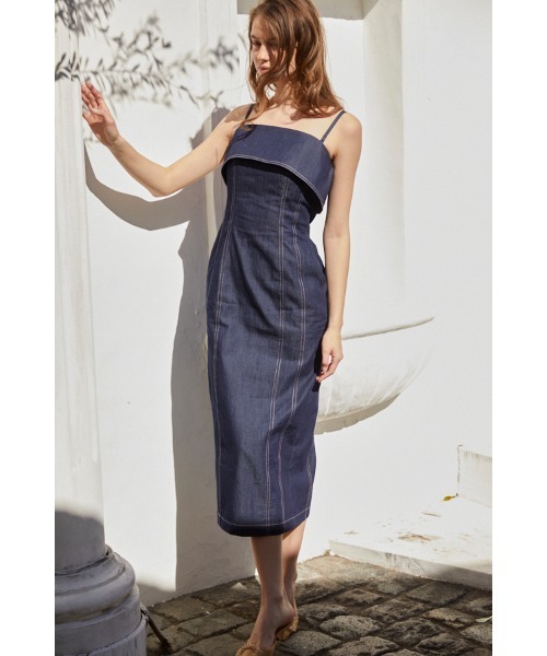 Estella.K(エステラケー)の「Nicole Denim Midi Dress ペンシルべアドレス(ワンピース・レディース・ホワイト/インディゴブルー・FREE)」の14枚目の写真
