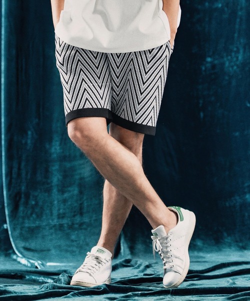 ANGENEHM（アンゲネーム）の「mp13342-Airy yarn wide herringbone shorts ニットショートパンツ（その他パンツ・メンズ・ホワイト/ブラック/ベージュ/チャコール・S/M/L）」の3枚目の写真