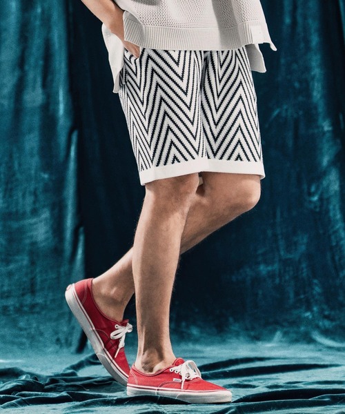 ANGENEHM（アンゲネーム）の「mp13342-Airy yarn wide herringbone shorts ニットショートパンツ（その他パンツ・メンズ・ホワイト/ブラック/ベージュ/チャコール・S/M/L）」の6枚目の写真