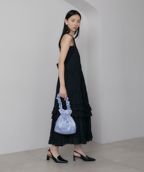 somlu.(ソンムル)の「【somlu.】2wayギャザーショルダー巾着バッグ(ショルダーバッグ・レディース・ブルー系/ダークブラウン/ブラック/アイボリー・FREE)」の5枚目の写真