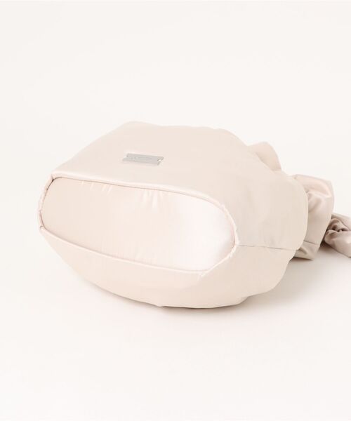 somlu.(ソンムル)の「【somlu.】2wayギャザーショルダー巾着バッグ(ショルダーバッグ・レディース・ブルー系/ダークブラウン/ブラック/アイボリー・FREE)」の13枚目の写真