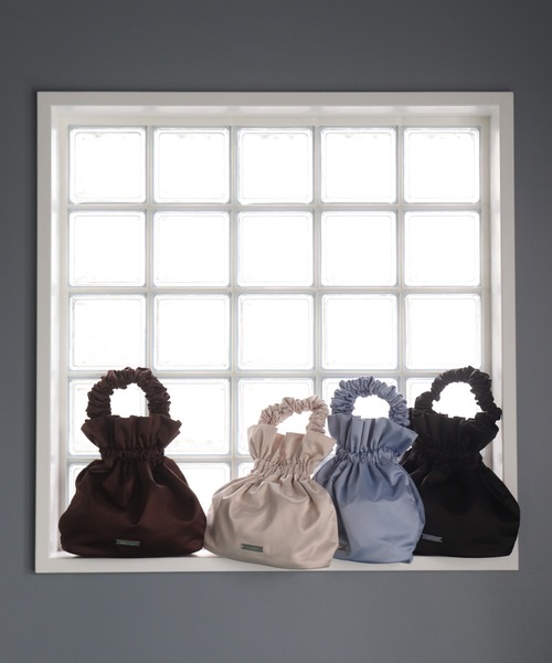 somlu.(ソンムル)の「【somlu.】2wayギャザーショルダー巾着バッグ(ショルダーバッグ・レディース・ブルー系/ダークブラウン/ブラック/アイボリー・FREE)」の17枚目の写真