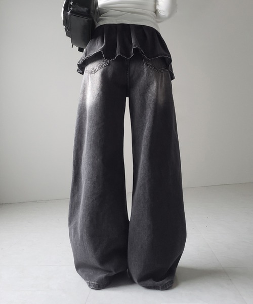 me+em select(ミームセレクト)の「※※【 2color / 4size 】フリルドッキングレイヤードヴィンテージワイドデニム / frll docking layered vintage wide denim(デニムパンツ・レディース・ブルー/ブラック・MEDIUM/SMALL/X-LARGE/LARGE)」の19枚目の写真