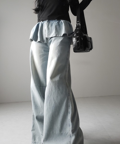 me+em select(ミームセレクト)の「※※【 2color / 4size 】フリルドッキングレイヤードヴィンテージワイドデニム / frll docking layered vintage wide denim(デニムパンツ・レディース・ブルー/ブラック・MEDIUM/SMALL/X-LARGE/LARGE)」の13枚目の写真