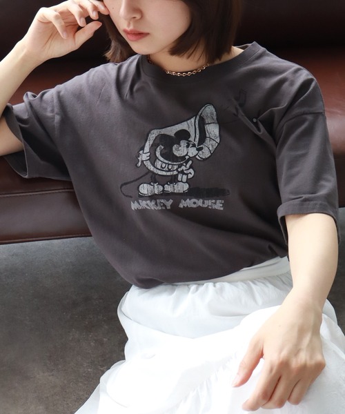 Disney（ディズニー）の「【Disney/ディズニー】アートワークデザイン ヴィンテージ風 半袖 Tシャツ（Tシャツ/カットソー・メンズ・ブラック系3/ホワイト系1/ホワイト系/ブラック系6/ブラック系5/ホワイト系2/ブラック系1/ホワイト系6/ホワイト系4/ブラック系4/ブラック系2/ホワイト系5/ホワイト系3/ブラック系7/ブラック系/ホワイト系7・XL/L/M）」の11枚目の写真