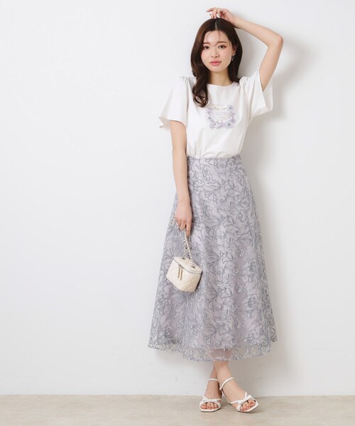 couture brooch(クチュールブローチ)の「【接触冷感・UVカット】パフュームプリントTシャツ(Tシャツ/カットソー・レディース・サックスブルー/オフホワイト/チャコールグレー/ピンク・36/42/40/38)」の17枚目の写真