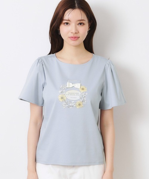 couture brooch(クチュールブローチ)の「【接触冷感・UVカット】パフュームプリントTシャツ(Tシャツ/カットソー・レディース・サックスブルー/オフホワイト/チャコールグレー/ピンク・36/42/40/38)」の7枚目の写真