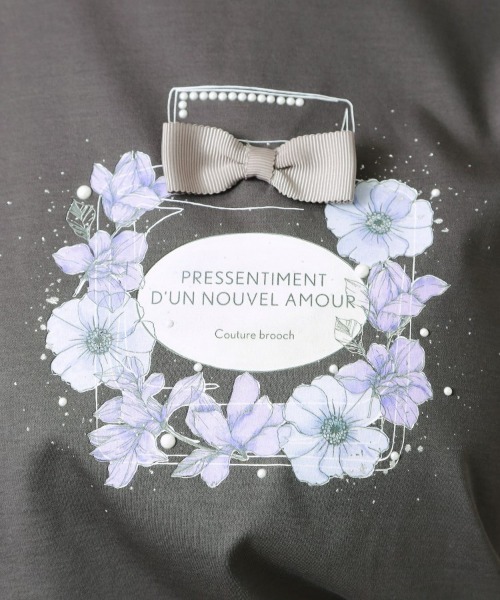 couture brooch(クチュールブローチ)の「【接触冷感・UVカット】パフュームプリントTシャツ(Tシャツ/カットソー・レディース・サックスブルー/オフホワイト/チャコールグレー/ピンク・36/42/40/38)」の13枚目の写真