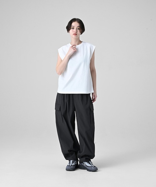 NEW BALANCE(ニューバランス)の「MET24 French Sleeve Tee(Tシャツ/カットソー・レディース・オフホワイト/セージグリーン/ブラック・LARGE/MEDIUM/SMALL)」の7枚目の写真