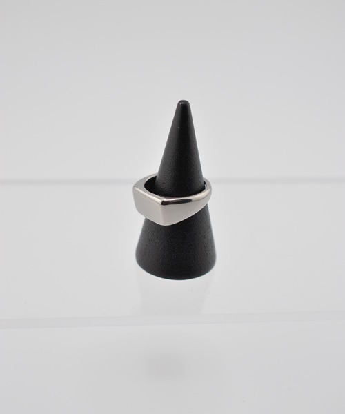 BROTHERHOOD(ブラザーフッド)の「【earyear】Cubic Luxe design peti Volume Ring(リング・レディース・ゴールド/シルバー・MEDIUM/SMALL/LARGE)」の11枚目の写真