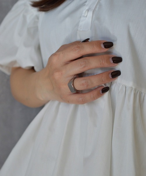 BROTHERHOOD(ブラザーフッド)の「【earyear】Cubic Luxe design peti Volume Ring(リング・レディース・ゴールド/シルバー・MEDIUM/SMALL/LARGE)」の10枚目の写真