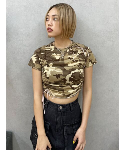 EVRIS（エヴリス）の「カモフラリボンショートTシャツ（Tシャツ/カットソー・レディース・ベージュ/カーキ・FREE）」の2枚目の写真