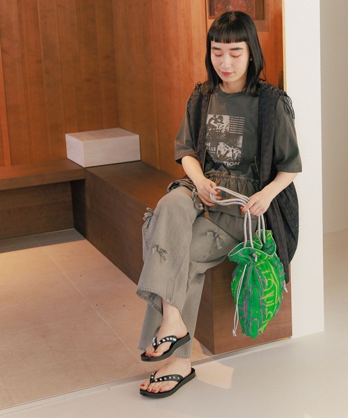 niko and...（ニコアンド）の「オリジナルアソートトングサンダル（サンダル・レディース・キャメル/グレー/ブラック/アイボリー・SMALL/MEDIUM/LARGE）」の14枚目の写真