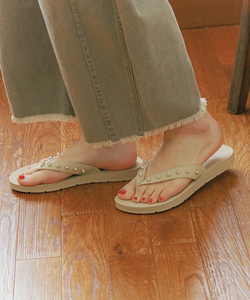 niko and...（ニコアンド）の「オリジナルアソートトングサンダル（サンダル・レディース・キャメル/グレー/ブラック/アイボリー・SMALL/MEDIUM/LARGE）」の17枚目の写真