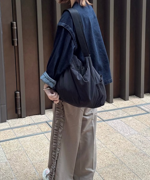 ライフワーク ナイロンツイール バックパック solarbank_720x.jpg?v=1679580648