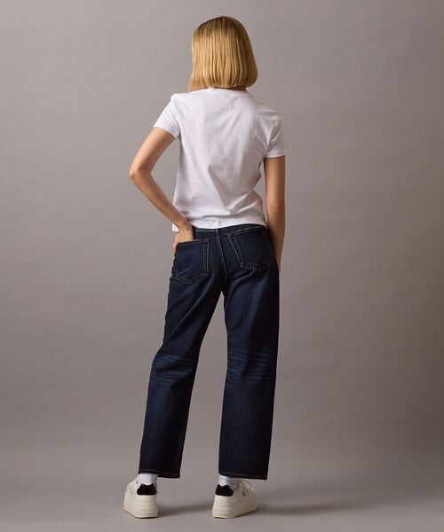 Calvin Klein（カルバン・クライン）の「コットン リラックスド Tシャツ（Tシャツ/カットソー・レディース・ブラック/ホワイト・S/M/L/XS）」の5枚目の写真