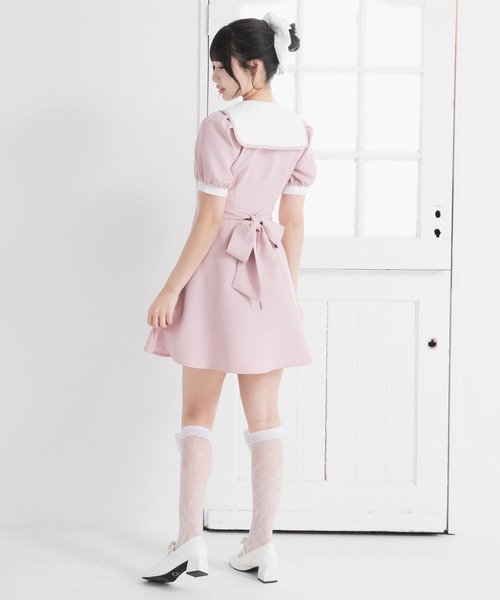 DearMyLoveRose（ディアマイラブローズ）の「配色角襟セーラーパイピングリボンワンピース【大きいサイズ有り】（ワンピース・レディース・ブラック/グレー/ブルー/ブラック系その他/グレー系その他/ブルー系その他/ベビーピンク/ピンク系その他・SMALL/MEDIUM/LARGE/LL/3L）」の11枚目の写真