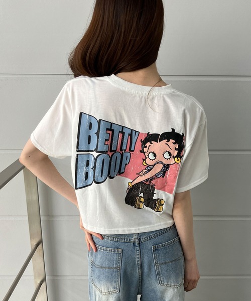 GLAMOROUS JANE(グラマラスジェーン)の「BETTY BOOPプリントショート丈Tシャツ(Tシャツ/カットソー・レディース・ブラック/オフホワイト/チャコールグレー・FREE)」の9枚目の写真