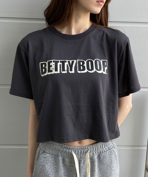 GLAMOROUS JANE(グラマラスジェーン)の「BETTY BOOPプリントショート丈Tシャツ(Tシャツ/カットソー・レディース・ブラック/オフホワイト/チャコールグレー・FREE)」の21枚目の写真