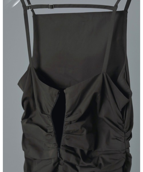 ワンピース anuke Backopen Shirring Onepiece anuke（アンヌーク）の「Backopen Shirring Onepiece