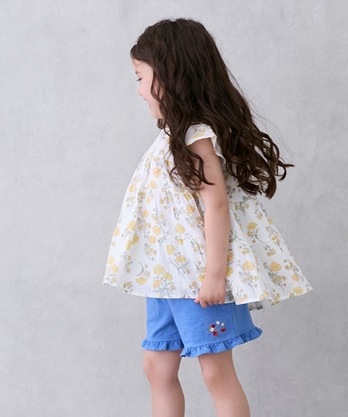 petit main（プティマイン）の「【スマイル/リンク】楊柳チュニック(キッズサイズ)（チュニック・キッズ・レッド/アイボリー/ライトグリーン/ライトピンク/チャコール・120cm/110cm/80ｃｍ/90cm/100cm/130cm）」の14枚目の写真