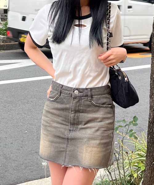 Mejoul（メジュール）の「フロントカットアウト 配色リンガー ピチTシャツ（Tシャツ/カットソー・レディース・ピンク/ホワイト/ブラック/アイボリー・S/M）」の16枚目の写真