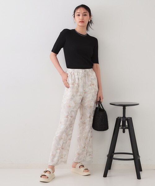 OPAQUE.CLIP（オペークドットクリップ）の「ぼかしアート柄イージーパンツ【洗濯機洗い可】（その他パンツ・レディース・グレー系/ブラック系・38/40/42）」の4枚目の写真