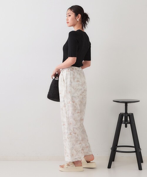 OPAQUE.CLIP（オペークドットクリップ）の「ぼかしアート柄イージーパンツ【洗濯機洗い可】（その他パンツ・レディース・グレー系/ブラック系・38/40/42）」の5枚目の写真