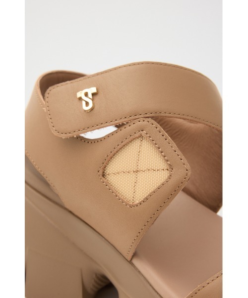 STACCATO（スタッカート）の「Ｗベルトラギットソールサンダル（サンダル・レディース・ホワイト/ブラウン・24.5cm/22.5cm/23cm/23.5cm/24cm）」の5枚目の写真