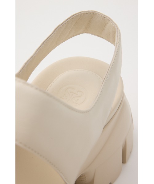 STACCATO（スタッカート）の「Ｗベルトラギットソールサンダル（サンダル・レディース・ホワイト/ブラウン・24.5cm/22.5cm/23cm/23.5cm/24cm）」の14枚目の写真