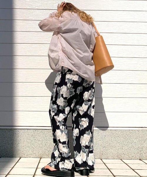 Q(キュー)の「コットンボイルシャツ(シャツ/ブラウス・レディース・ピンク/ライトグリーン/ベージュ/チャコールグレー/レモンイエロー・MEDIUM)」の9枚目の写真