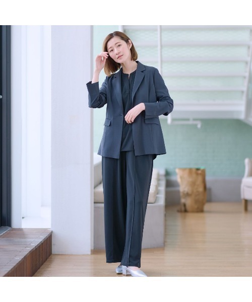 AOYAMA（アオヤマ）の「【UVカット】〈２点セット〉コスパアイテム！テーラードジャケット＋ワイドパンツ/チャコールグレー/モカ｜通勤＆オフィス＆入卒＆セレモニー＆オケージョン｜自宅で洗える・ストレッチ・防シワ・吸汗速乾｜（スーツセット・レディース・モカ/チャコールグレー・M/L/LL）」の11枚目の写真