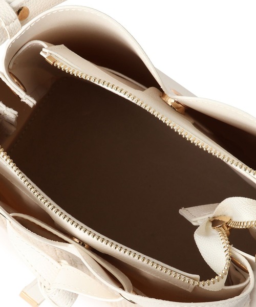 VIS（ビス）の「ハートカットカゴバッグ（ショルダーバッグ・レディース・ブラック/ホワイト系その他・FREE）」の21枚目の写真