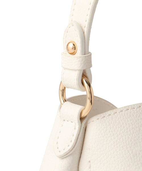 VIS（ビス）の「ハートカットカゴバッグ（ショルダーバッグ・レディース・ブラック/ホワイト系その他・FREE）」の22枚目の写真